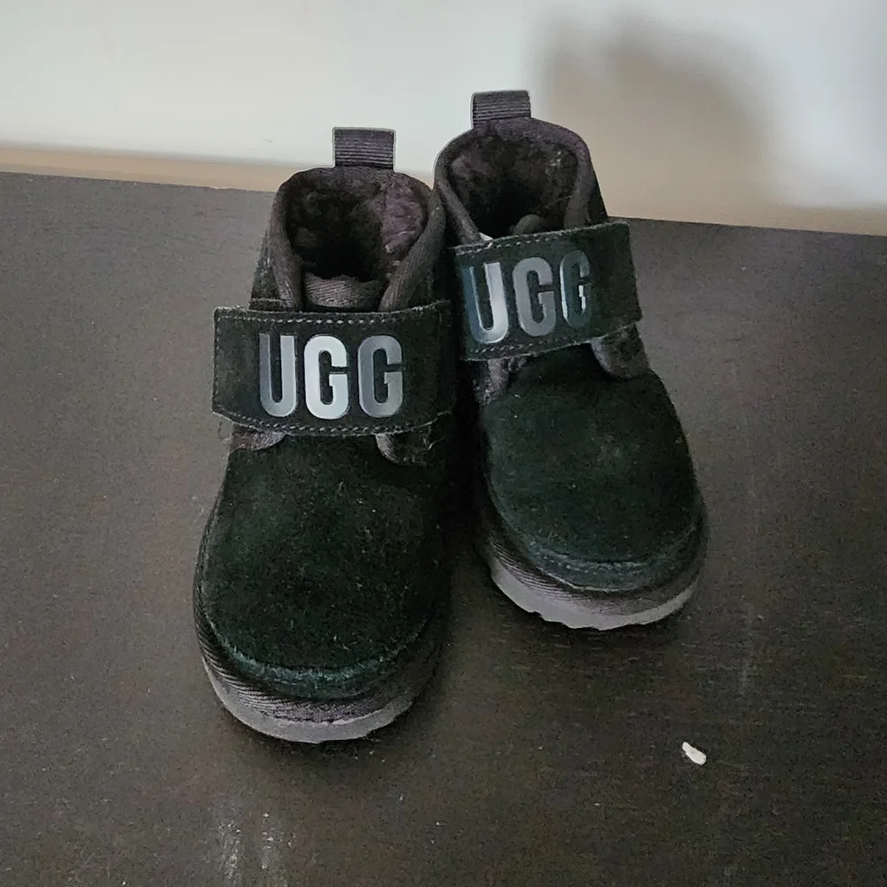 UGG Kids' Neumel II Graphic Boot